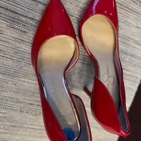 Jessica Simpson - size 7; high heeled; Red Shoes - Picture 3 of 9